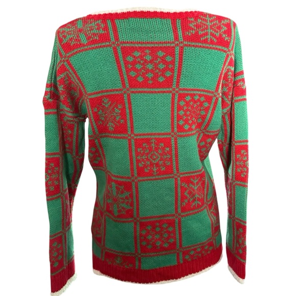 Women’s 33 Degrees Pug Puppy Christmas’s Sweater - Picture 2 of 5